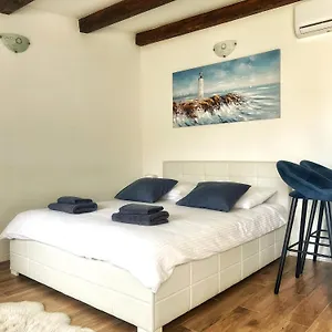 Apartment Tara