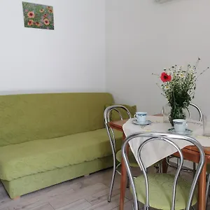 Apartman Navy